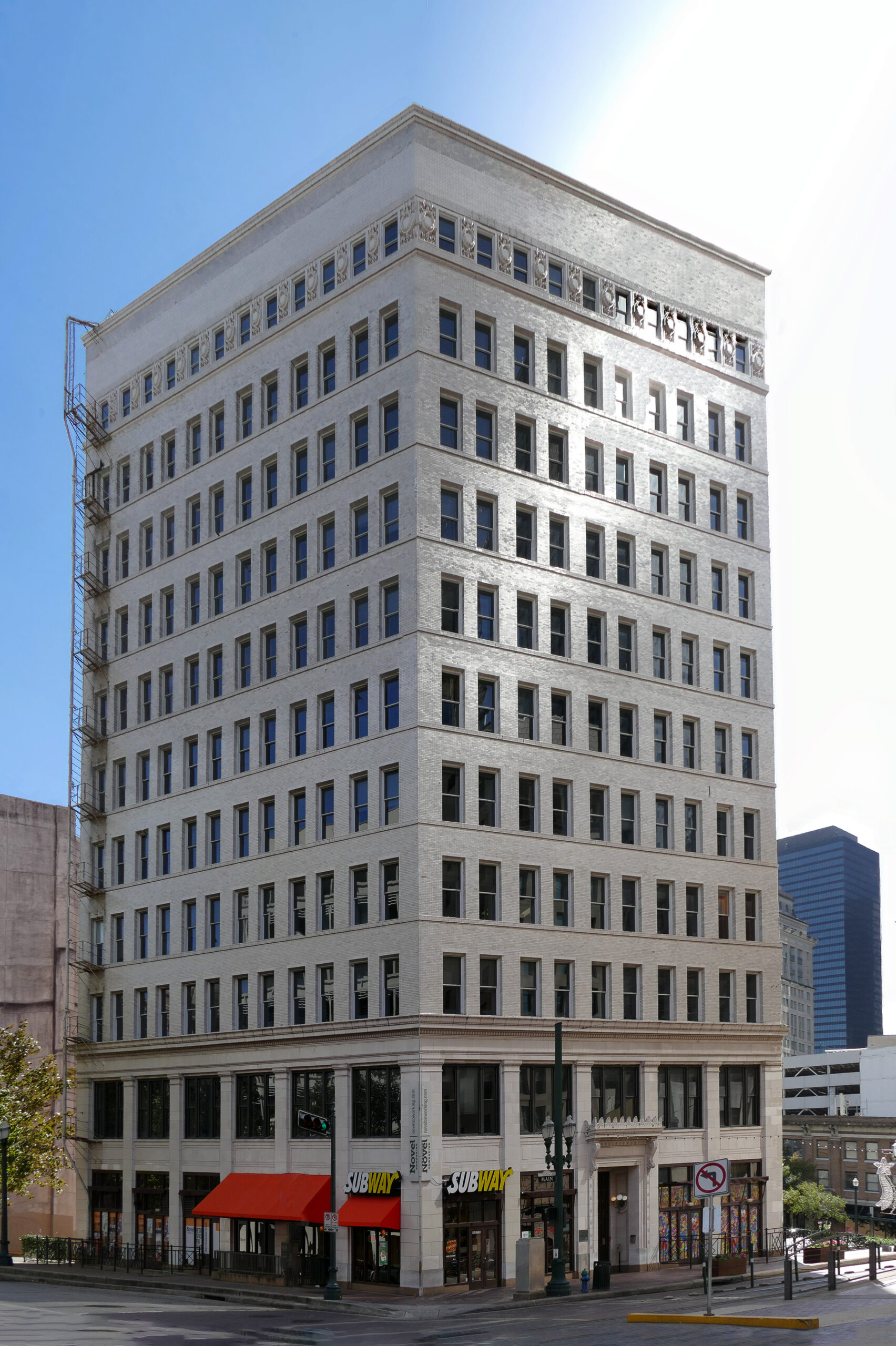 Scanlan_Building_–_Houston